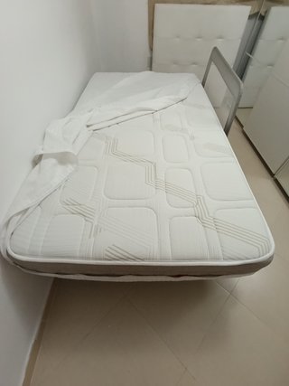 Base tapizada + colchón pikolin+ cabecero polipiel
