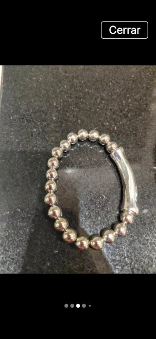 Pulseras plateadas buen estado