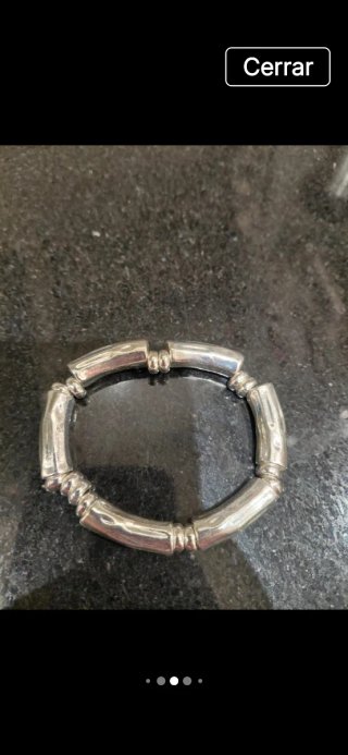 Pulseras plateadas buen estado