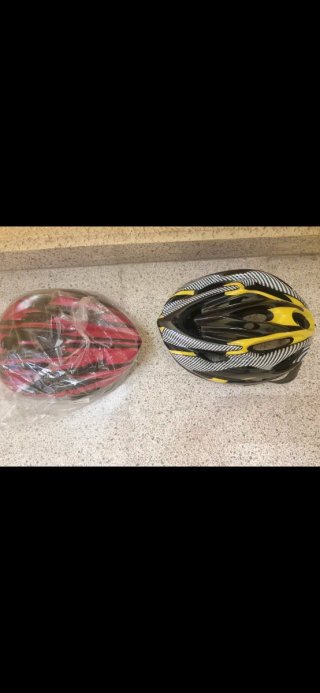2 Cascos de BICI
