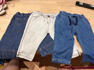Pantalones vaqueros para bebé