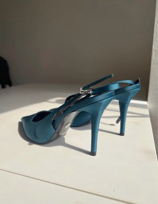 Zapatos Zara Slingback Satén Azul Petroleo-Nuevos