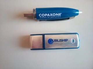 2 Pendrives 1GB