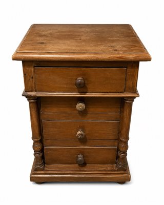 Mesita de noche de madera maciza – 4 cajones