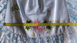 Delantal traje patronal bordado a mano