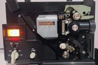 Proyector 8mm Elmo ST-160 con sonido