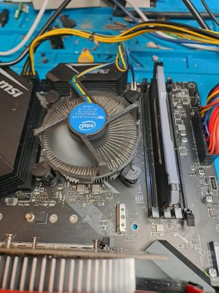 MSI MPG Z490 Gaming Edge WiFi Scheda Madre