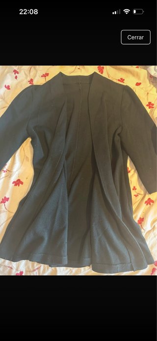 Gabardina negra elegante