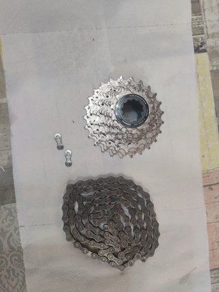 Piñonera Shimano Ultegra y Cadena