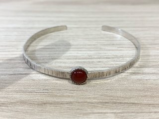 Pulsera esclava plata con piedra roja