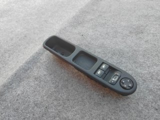 Mando de elevalunas Peugeot 207 cc