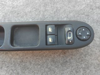 Mando de elevalunas Peugeot 207 cc