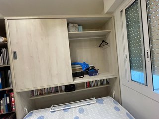 Habitación juvenil: Cama abatible+varios muebles