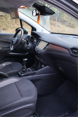 Opel Crossland X 2018 104.000KM 7.900€