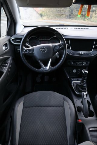 Opel Crossland X 2018 104.000KM 7.900€