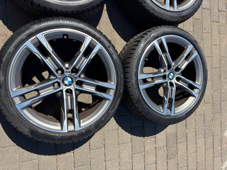 Llantas OEM BMW Serie 1 F44 R18 + neumáticos.