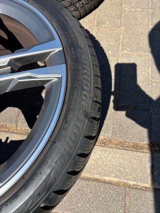 Llantas OEM BMW Serie 1 F44 R18 + neumáticos.
