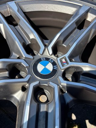 Llantas OEM BMW Serie 1 F44 R18 + neumáticos.
