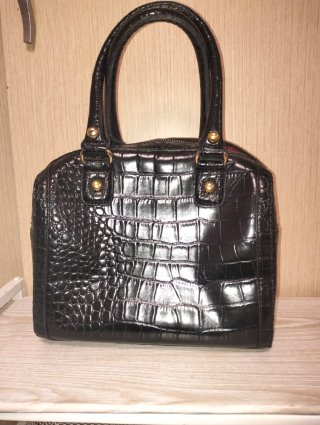 Bolso negro piel cocodrilo