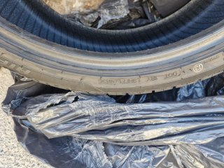 Pareja cubiertas 225/35 R19 casi nuevas