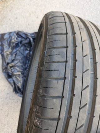 Pareja cubiertas 225/35 R19 casi nuevas