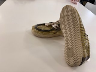 Mocasines Duuo rejilla amarillo