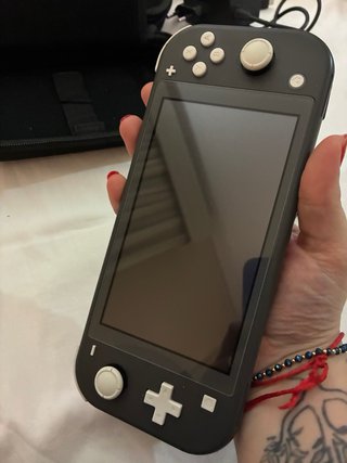 Nintendo Switch Lite Gris + funda