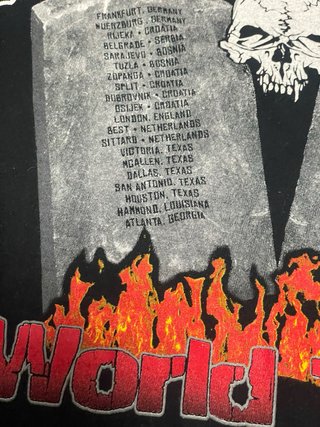 Camiseta Devastation Trash Metal Negra