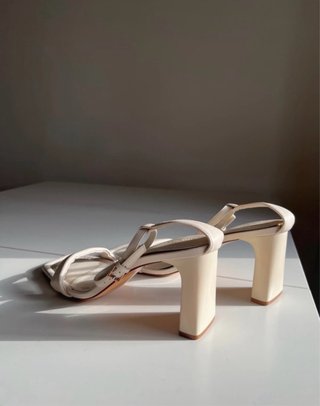 Sandalias tacón ancho Stradivarius T.40