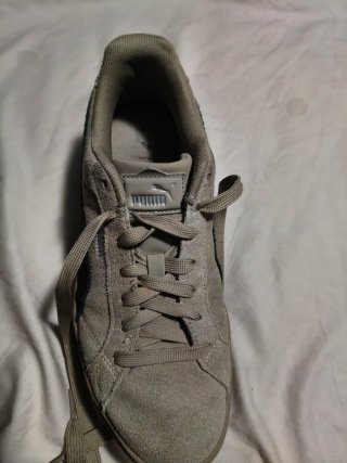 Zapatillas Puma marrones claro con poca plataforma