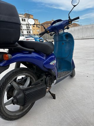 Aprilia scarabeo 100cc