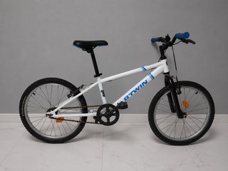 Bicicleta Btwin Blanca y Azul