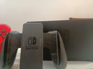 Nintendo Switch casi nueva + 3 juegos