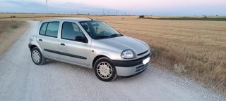 Renault Clio 2000