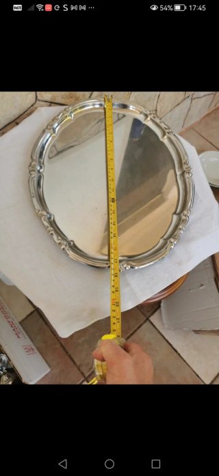Vassoio argentato decorato
