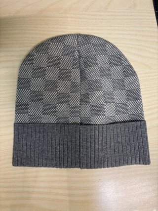 Cappello Louis Vuitton Grigio