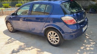 Opel Astra 2004