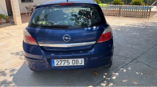 Opel Astra 2004