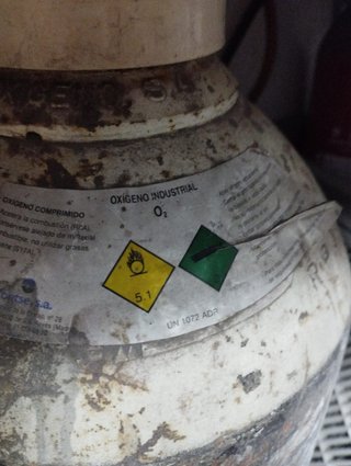 Bombona de Oxígeno Pequeña y Grande