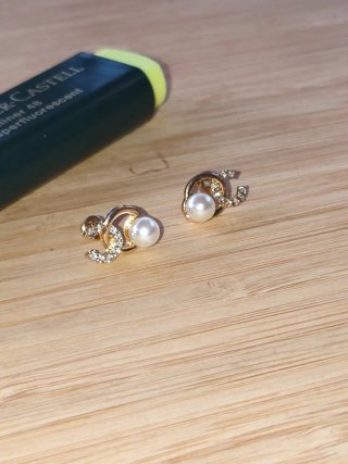 Pendientes CC perla y brillantes