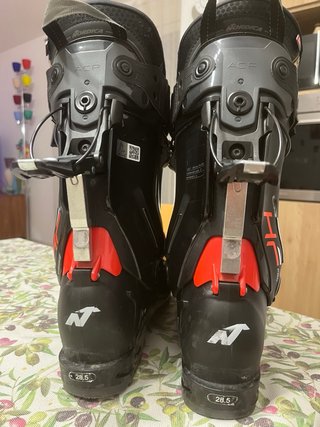 Scarponi sci Nordica HF PRO 130