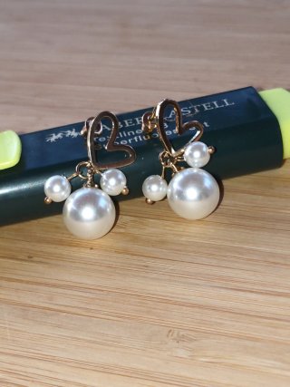 Pendientes Corazón Perlas Dorados