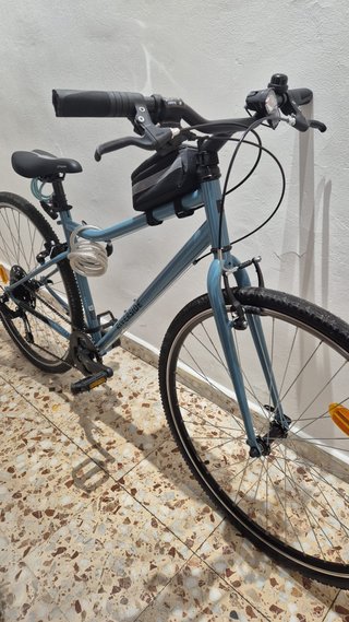 Bicicleta Riverside BTWIN 28 Azul