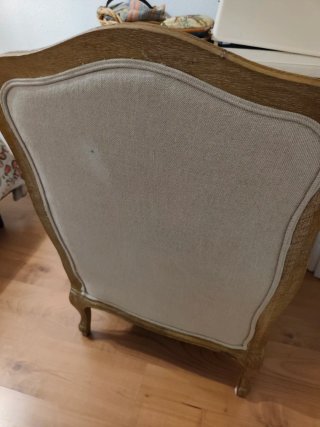 Sillón butaca beige y madera