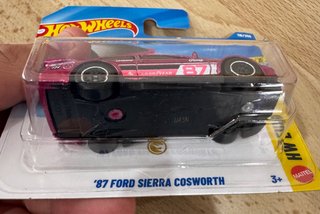 Dos Hotwheels STH