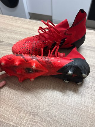Botas de fútbol Adidas Predator Rojas