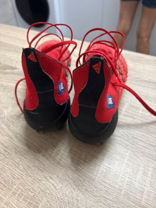 Botas de fútbol Adidas Predator Rojas