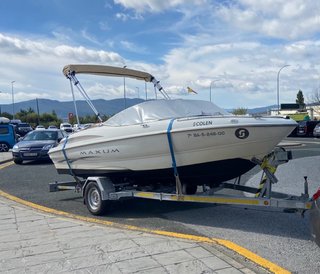 Lancha Maxum 5.8m eslora