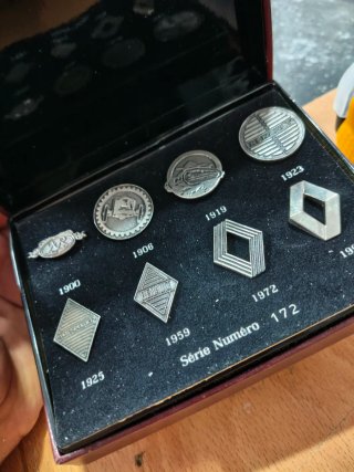 Renault 1898-1992 Serie Limitada