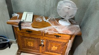 Muebles y estanterias antiguos